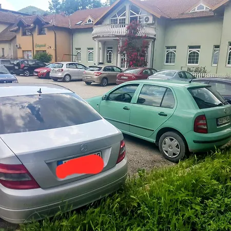 Karo Visoko
